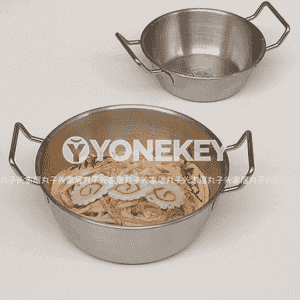 Koreý stilindäki kastrul 