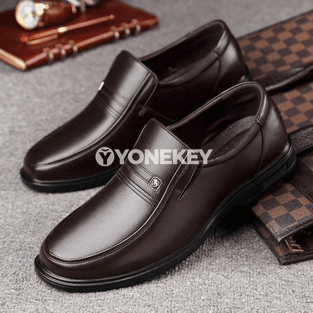 Erkekler üçin klassik deri köwüşler, slip-on mokasin