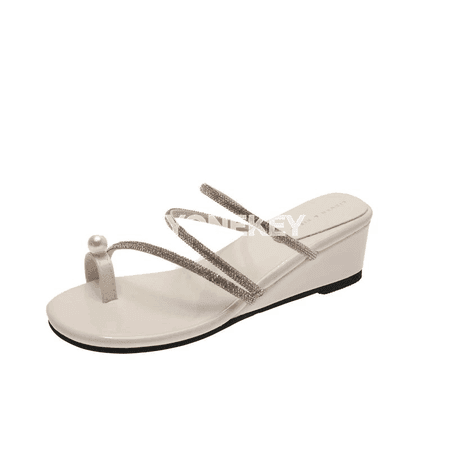 Merjen gaýşaly tomus sandal, tekiz dabanly ýeňil aýakgap