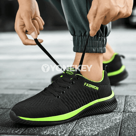 Erkekler üçin ýeňil sport ýöreýiş krossowkalar