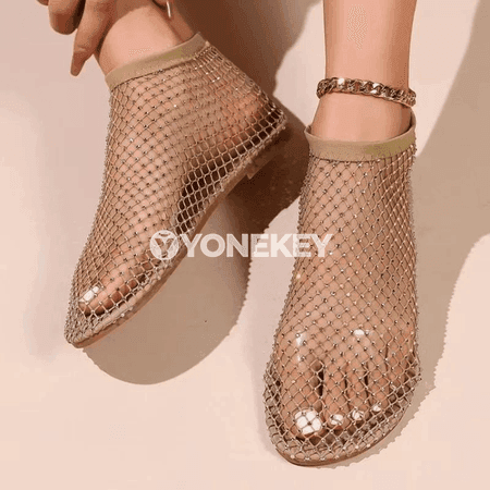 Zenanlar üçin tomusky mesh sandallar, ýeňil we amatly tekiz köwüş
