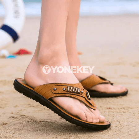 Kişi üçin tomusky şypbyk-sandal, ýeňil flip-flop aýakgap