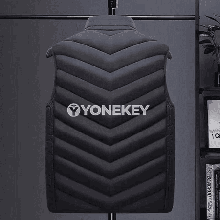Erkekler üçin galyň, ýel geçirmeýän ýeňsiz ýyly penjek