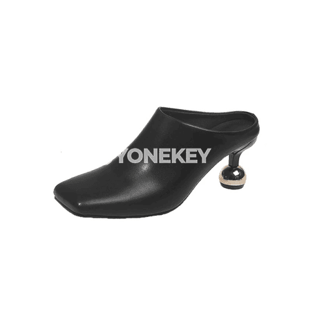 Zenanlar üçin ýaz- güýz platformaly slipon sandal köwüşler.