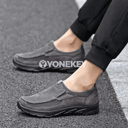 Erkekler üçin rahat loafers krasowkalar, dem alýan, ýumşak tabanly