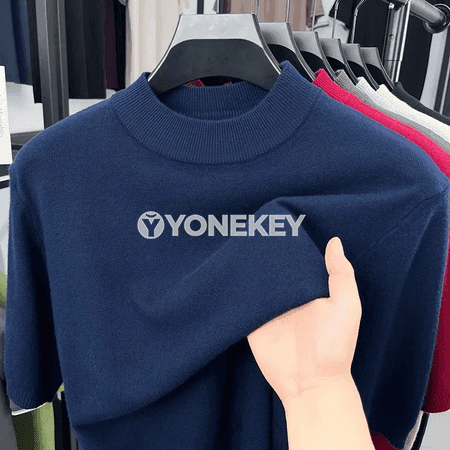 Erkekler üçin ýumşak, uzynlygy golaý boýunly gysga ýeňli köýnek