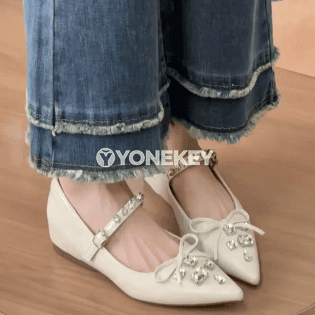 Zenanlar üçin uçly burunly beýikleşdirýän rhinestone sandalet