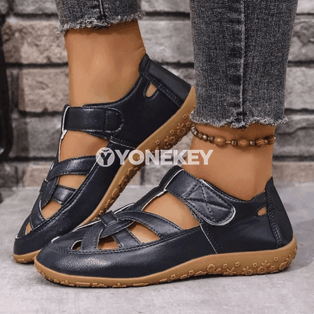 Zenanlar üçin ýeňil roman sandallary, tomusky rahat model