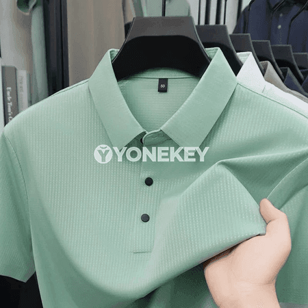 Erkekler üçin dem alýan mesh polo köýnek, gysga ýeňli
