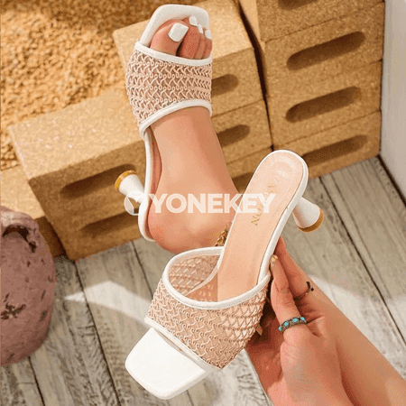 Zenanlar üçin torly açyk ujy ýokary ökjeli döwrebap sandal