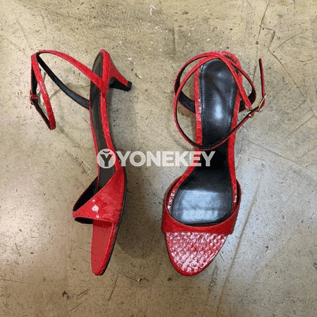 Zenanlar üçin açyk uçly inçe ökjeli buckle sandals