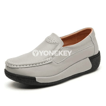 Zenanlar üçin rahat platformaly klassiki slip-on köwüşler, goňur we çal