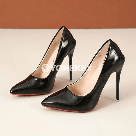 Zenanlar üçin inçe ökjeli etnik pumps — ofis üçin ýokary ökjeliler