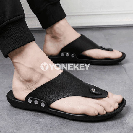 Erkekler üçin tomusky ýeňil, süýşmeýän köwüş-şypbyk