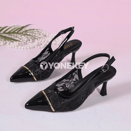 Zenanlar üçin tomusky ýokary ökjelik sandal, ýumşak mesh we inçe gaýyşly köwüş.