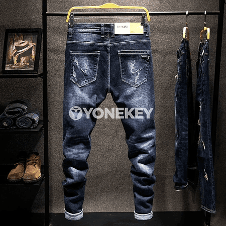 Erkekler üçin dar kesimli, ýyrtyk görnüşli denim jeans, elastik