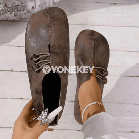 Aýallar üçin ýeňil, süýşmeýän, dem alýan loafers — tomus köwüşleri