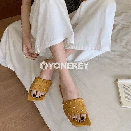 Zenanlar üçin moda reňkli rahat açyk sandallar, 2026 täze model