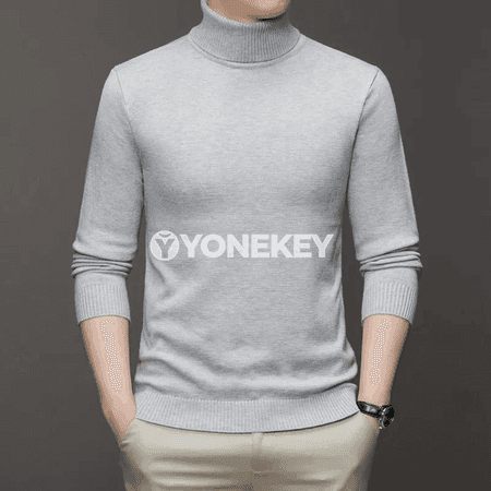 Erkekler üçin ýyly turtlenek trikotaž sviter, dar kesim