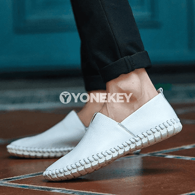 Erkekler üçin rahat loafers köwüşler, deri, dürli reňkler