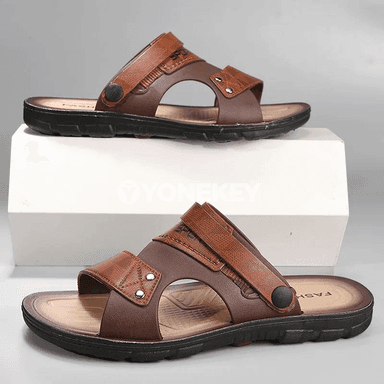Erkekler üçin ýazky deri sandal, açyk barmakly, gulply