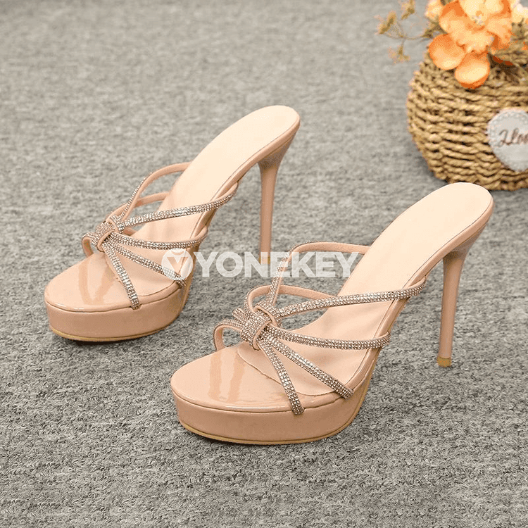Strazly açyk barmakly ýokary ökjelі platformaly aýal sandal
