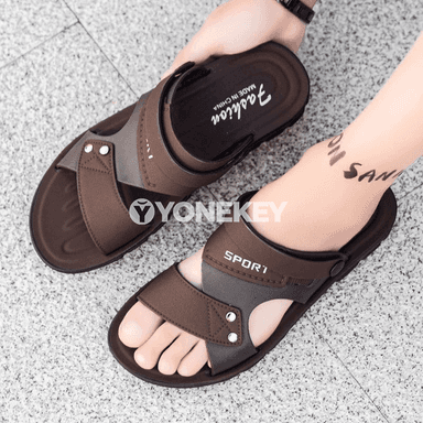 Erkekler üçin tomus sandal we şypbyk — ýeňil, amatly, gündelik geýim