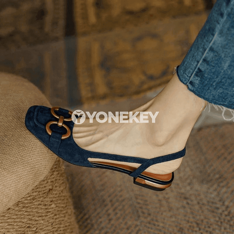 Zenanlar üçin retro sandallar, pes ökjeli elegant slip-on model