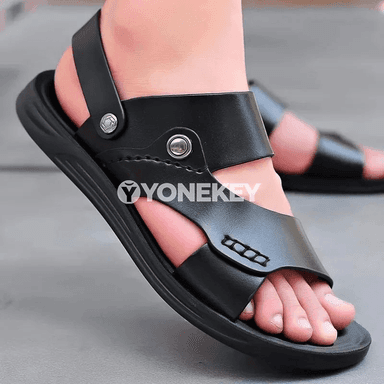 Erkekler üçin deri sport sandallary, ýazgyly ýeňil ýaz köwüşleri