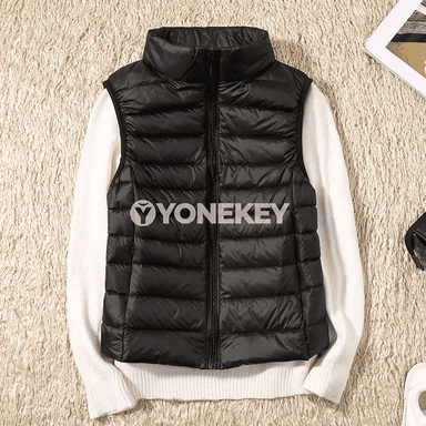 Zenanlar üçin gyşky ýyly ýeňsiz jilet-palto