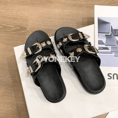 Punk stilindäki ýazky zenan şypbyklary, platformaly