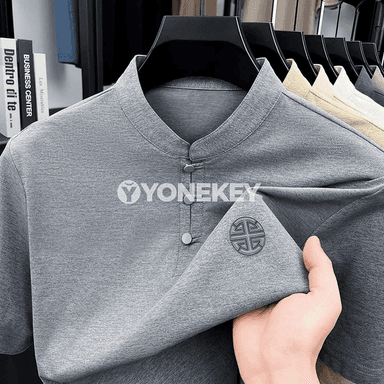 Erkekler üçin mandarin boýunly gysga ýeňli köýnek, düwmejikli
