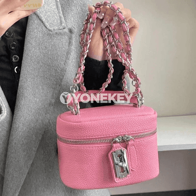 Zenanlar üçin kiçi elegan elde göterilýän moda sumkasy