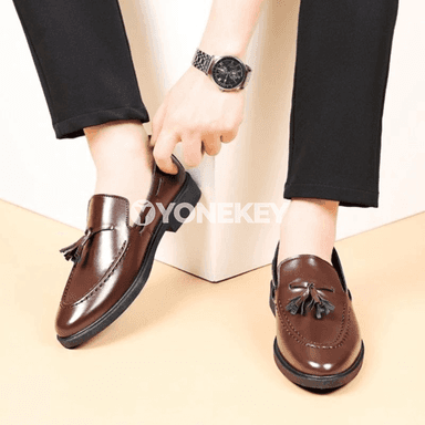 Erkekler üçin sypaýy zamana laýyk köwüşler, bagjyksyz loafers