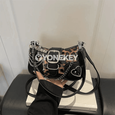 Leopard nusgaly zenan egin sumkasy, zynjyrly döwrebap model