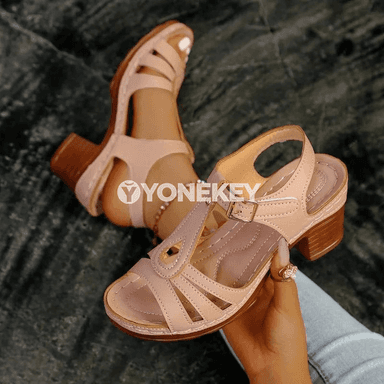 Zenanlar üçin tomusky ökjeli sandaletler, açyk burnly ýeňil stil
