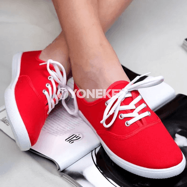 Zenanlar üçin ýeňil kanwa krossowka, daşy açyk gündelik aýakgap