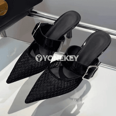 Zenanlar üçin ýylpyldak mesh topukly sandallar, inçe ökçeli