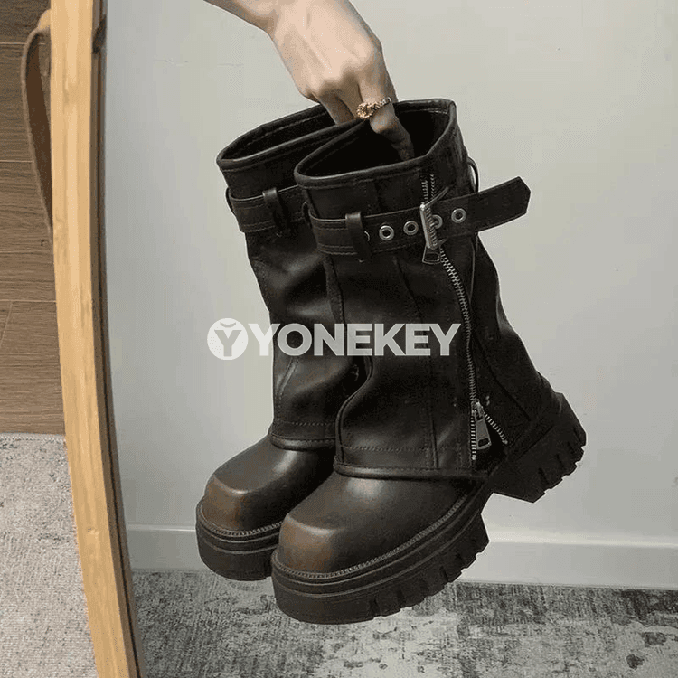 Zenanlar üçin biker ädikler, platformaly, baldyk derejesinde