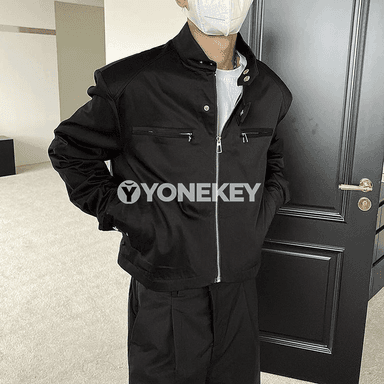 Erkekler üçin gysga ýeňil jaket, ýaz-ýaz pasly üçin