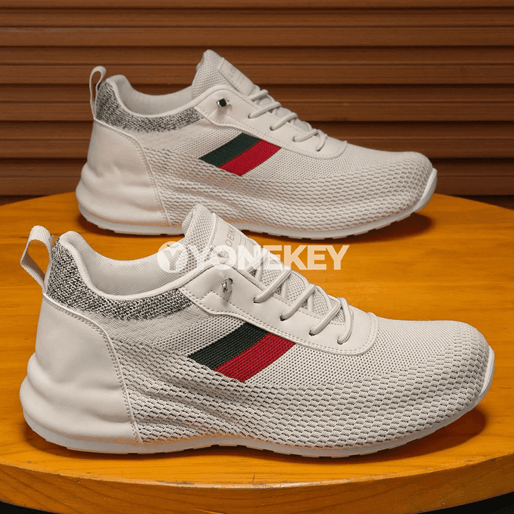 Erkekler üçin şäher stilindäki sport krossowkalary, rahat we moda