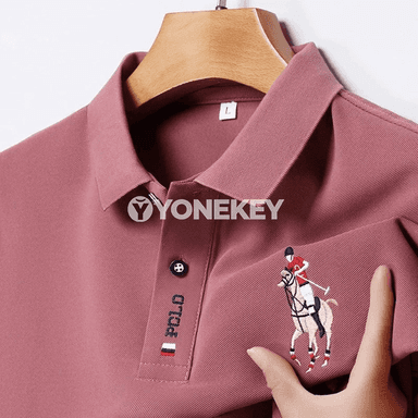 Erkekler üçin ýazky gysga ýeňli nakışly polo köýnek