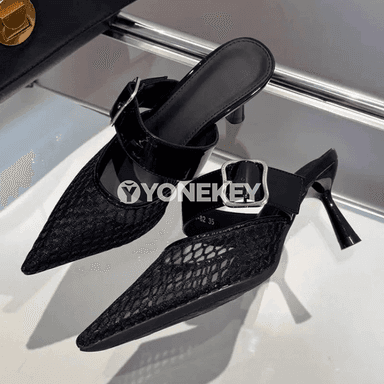 Zenanlar üçin ýylpyldak mesh topukly sandallar, inçe ökçeli