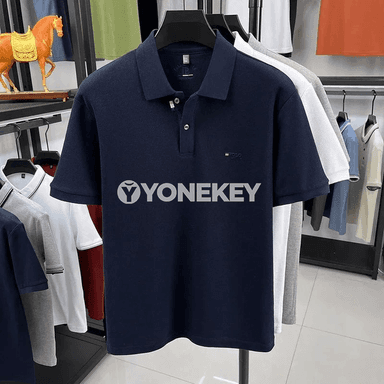 Erkekler üçin ýeňil, gysga ýeňli klassiki polo köýnek