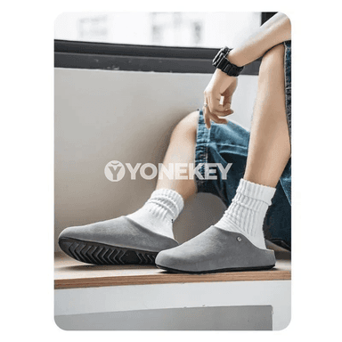 Erkekler üçin slip-on tomusky köwüş, ýumşak we rahat günlük model