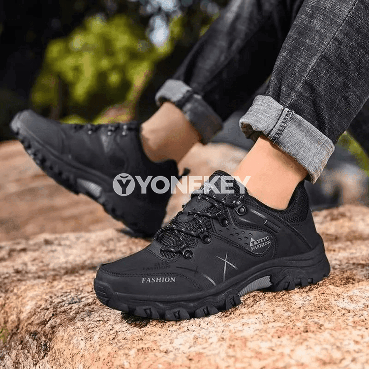 Erkekler üçin gündelik suw geçirmeýän trekking aýakgaby