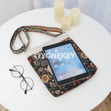 Zenanlar üçin nagyşly nylon egin sumkasy, uly göwrümli gündelik model