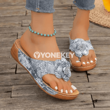 Zenanlar üçin ýazky platformaly sandal-şypbyk, giň ululyklar