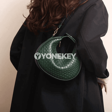 Zenanlar üçin döwrebap örülen egin sumkasy, ýeňil messenger model