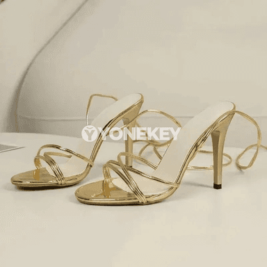 Aýal-gyzlar üçin 11 sm beýik ökjeli kross-straps sandallar